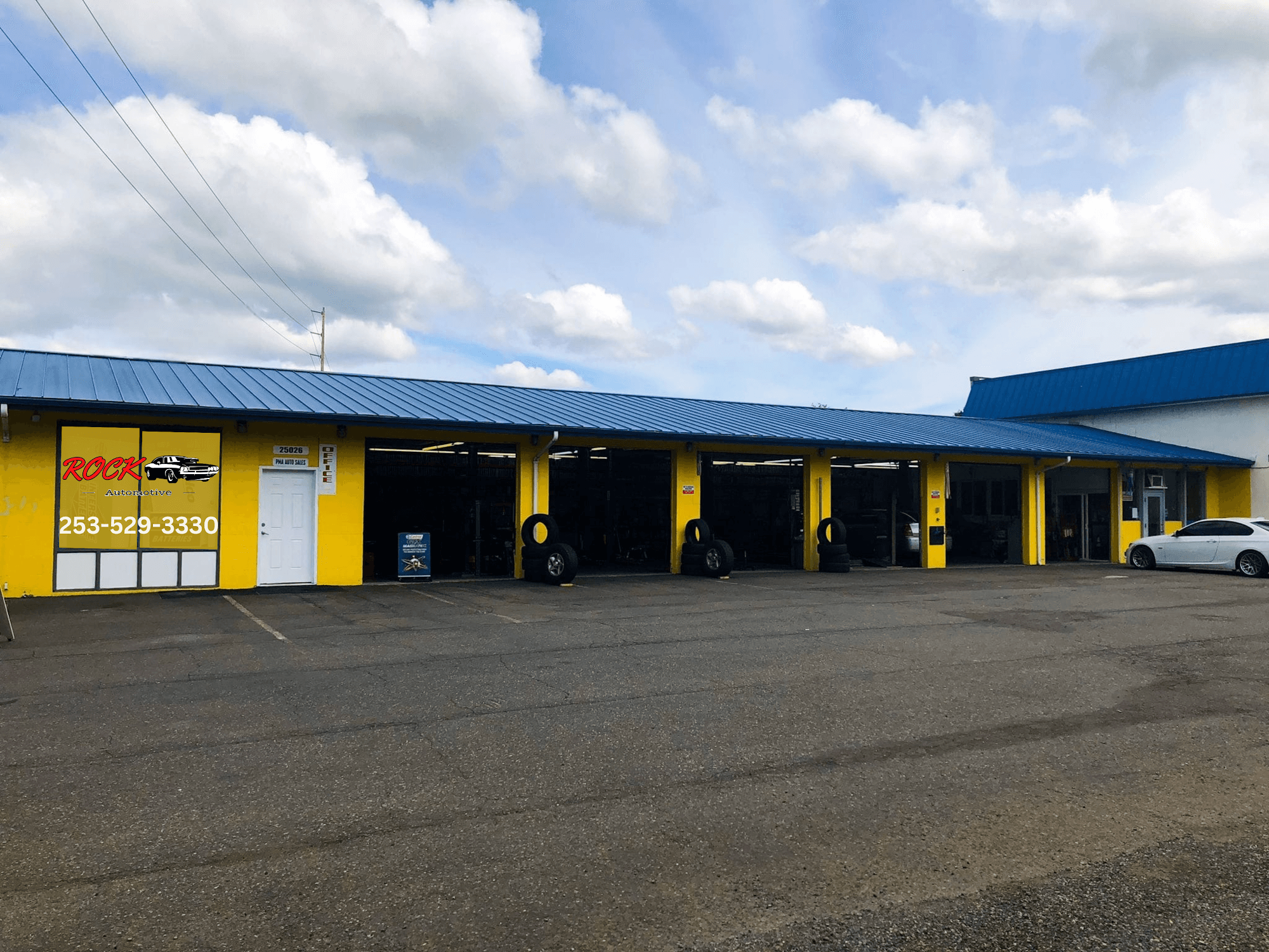Premium Automotive Workshop